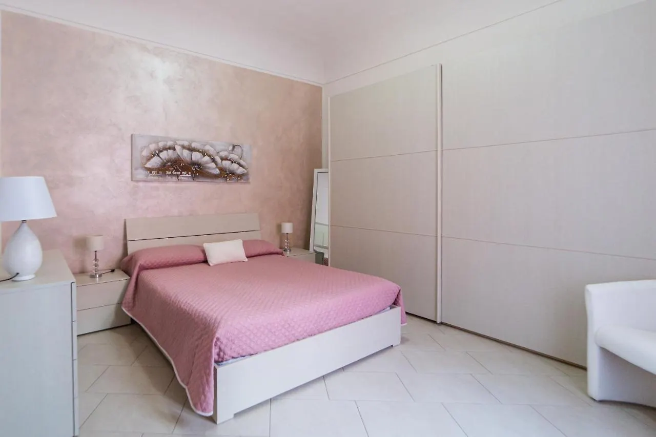 Casa Maria Vila La Maddalena  0*, La Maddalena (Sassari) Itália