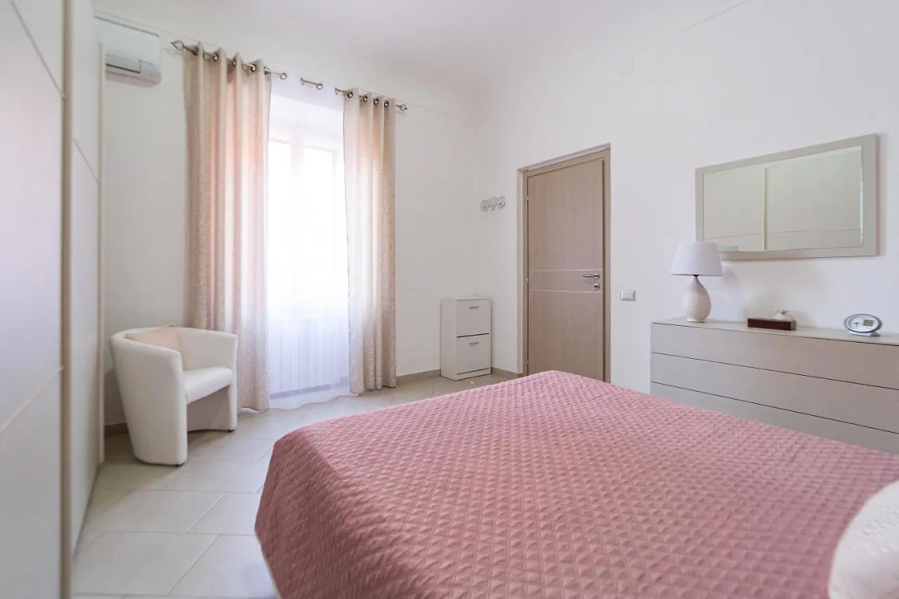 Casa Maria Villa La Maddalena  Italia